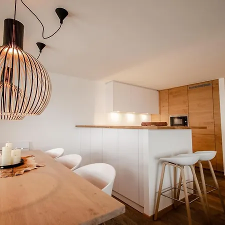 Olympic R2 - Pied Des Pistes - Carless Holidays! * ナンダ