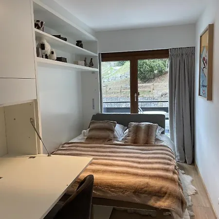 Olympic R2 - Pied Des Pistes - Carless Holidays! アパート ナンダ